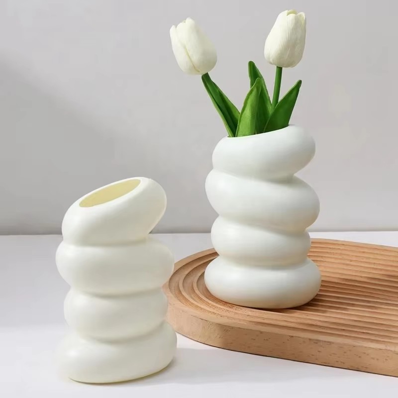1PC Plastic Spiral White Vase  - đánh giá và giá Kitchen Appliances In White
